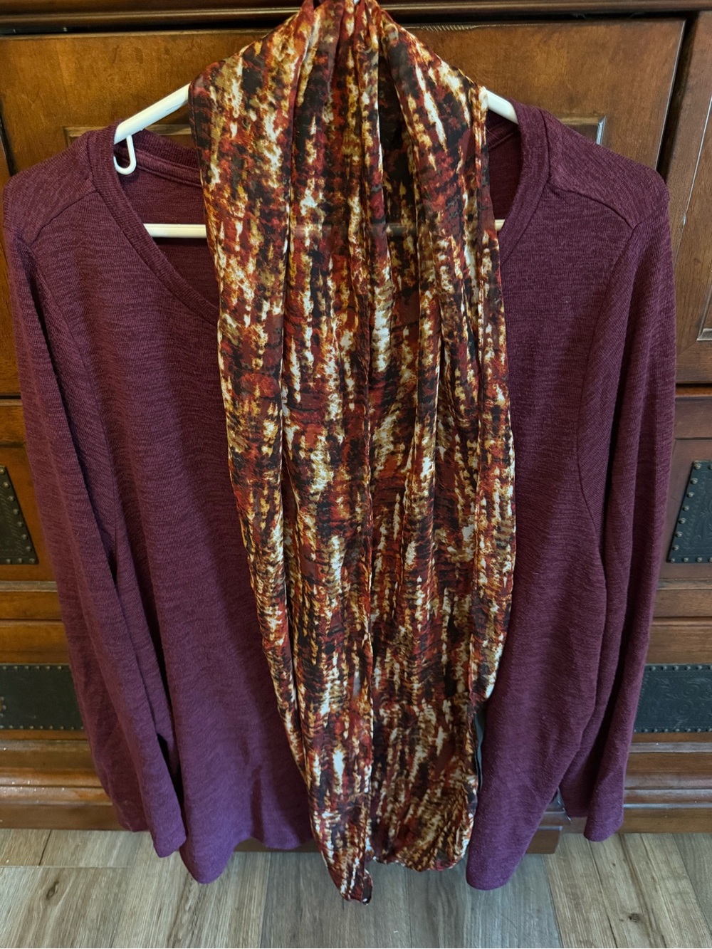 Source Unknown Burgundy Crewneck Sweater with Rust Multi-Print Scarf